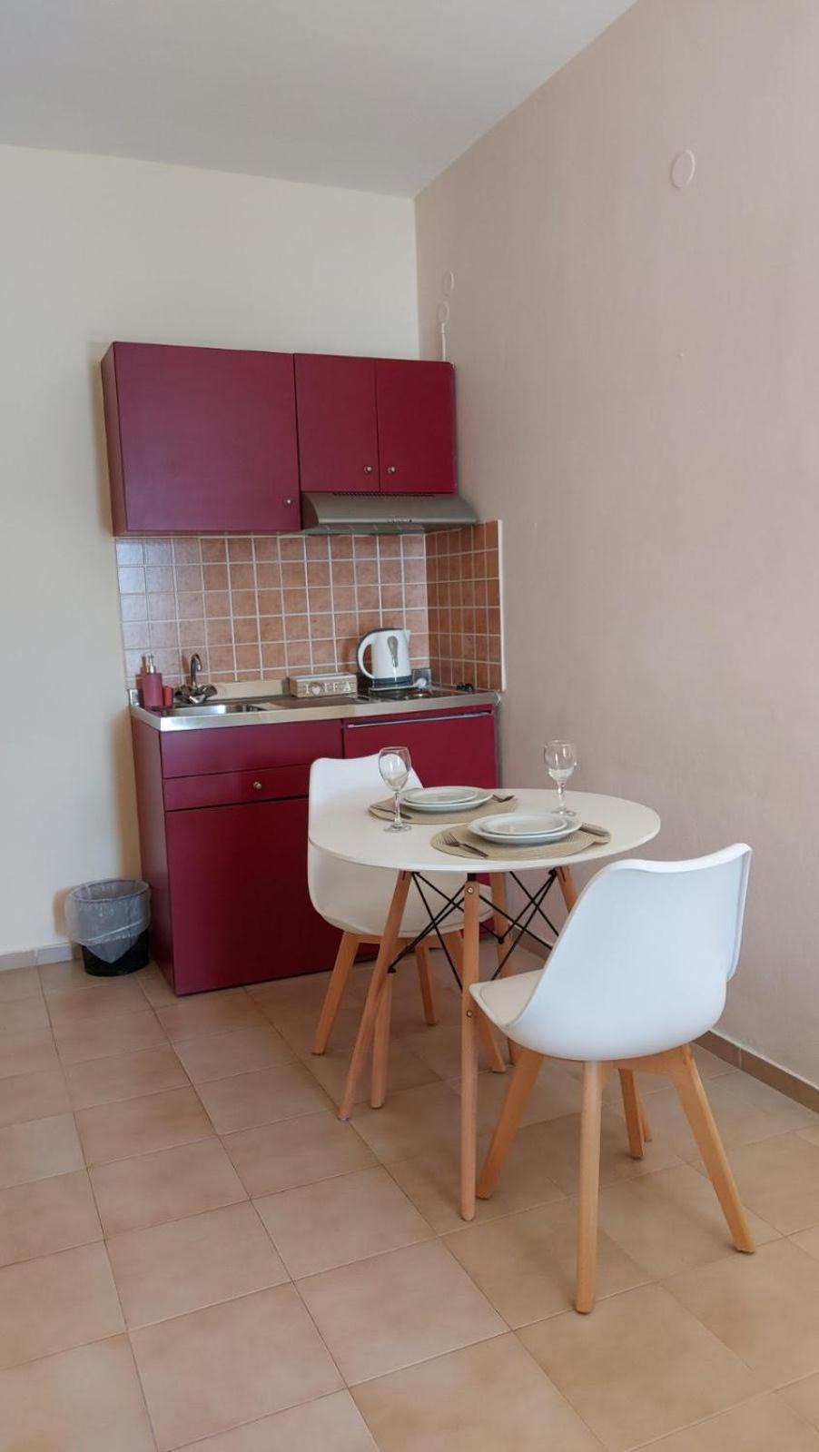 Sea Breeze Apartments Lixouri Exterior foto