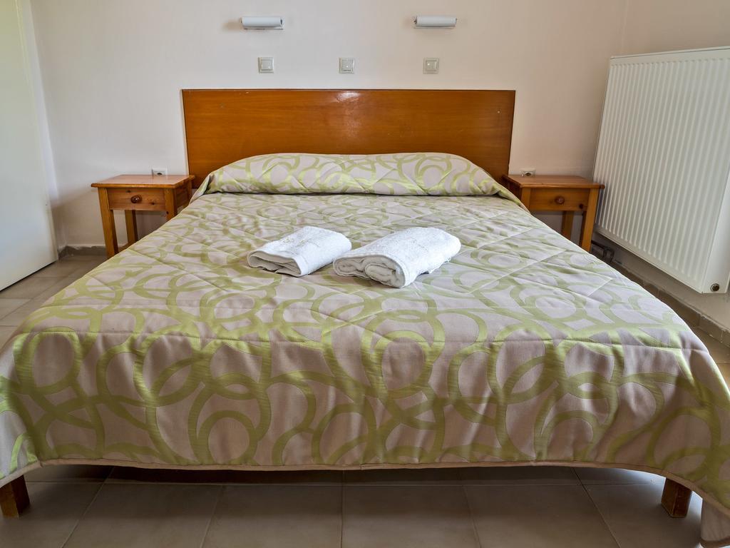 Sea Breeze Apartments Lixouri Exterior foto