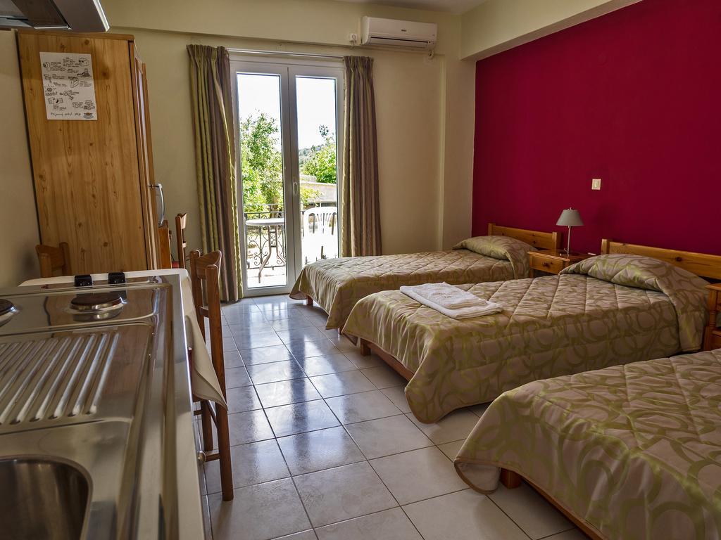 Sea Breeze Apartments Lixouri Exterior foto